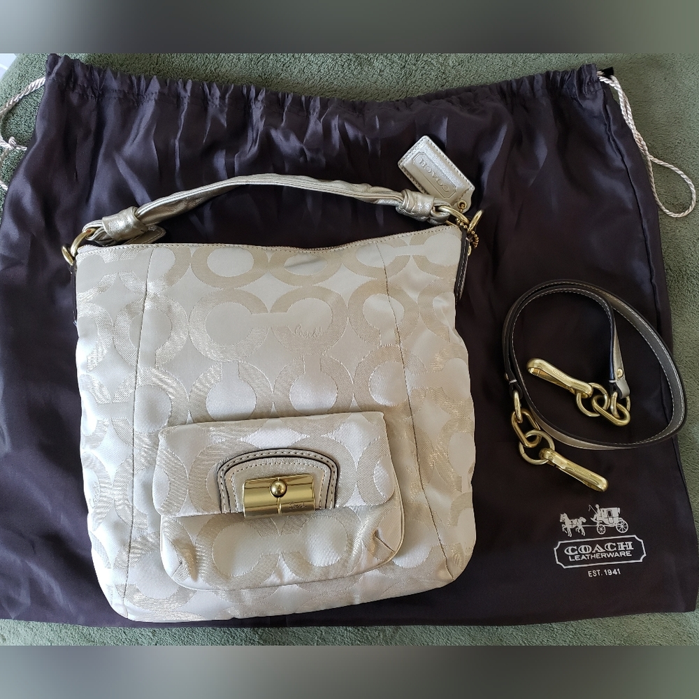 Coach Hobo Kristin Bag like new champagne colored